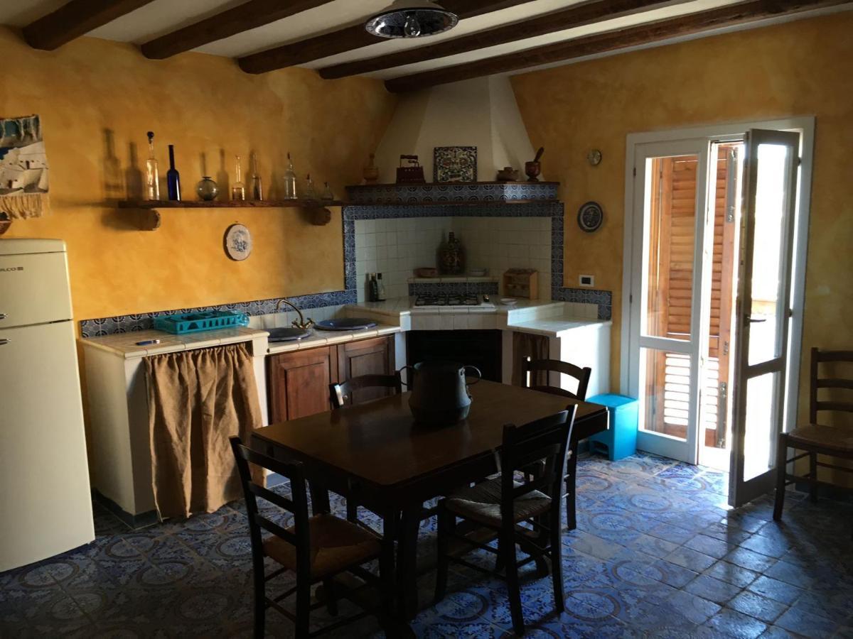 Appartamento Favignana Margothouse White Blue Arancio Esterno foto